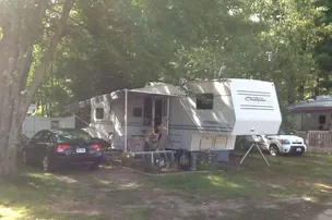 Yellowstone Park Campground – photo 5