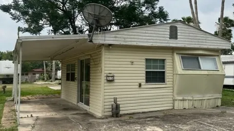 1 BR RV Cottage — image 1 of 4