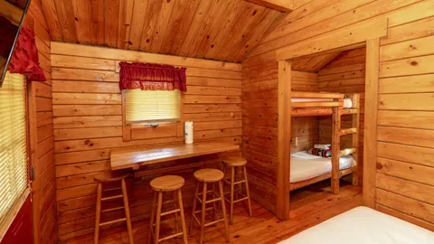 Barebones Cabin — image 2 of 7