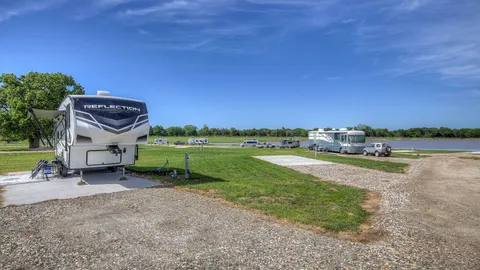 Deluxe Premium Waterfront RV Site — image 3 of 3