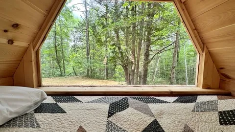 Hexagon Cabin E2 — image 2 of 16