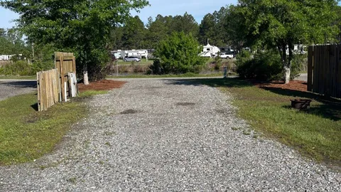 20/30/50 Pull Through Gravel — image 1 of 1