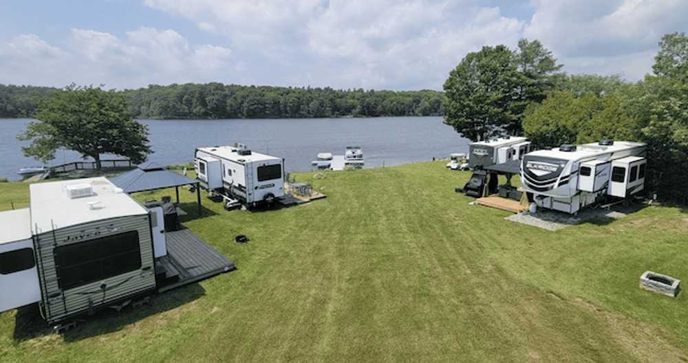 Graham Lake Oasis - Mallorytown, Ontario - Campspot