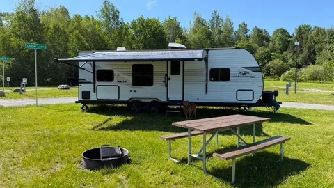 Notch Hideaway Camper Retreat — image 1 of 9