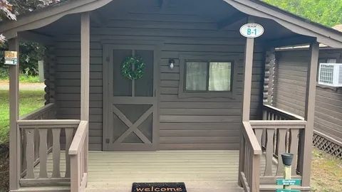 Premier Cabin — image 1 of 7