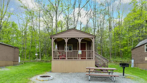 Cozy Cabin — image 2 of 8