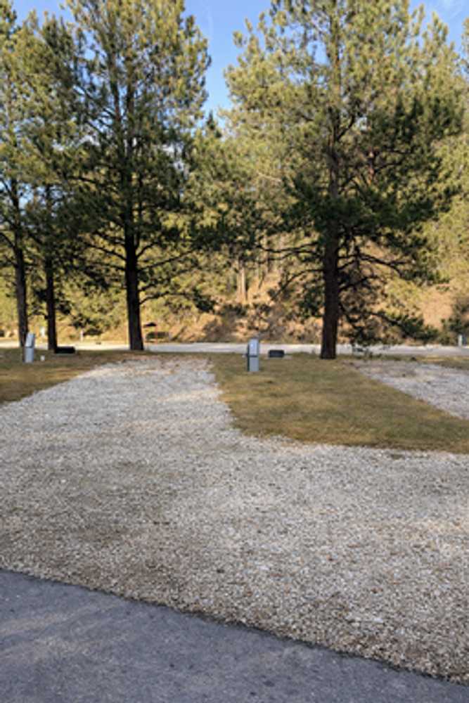 -385 Grill and Campground, Deadwood, South Dakota - Photo 2