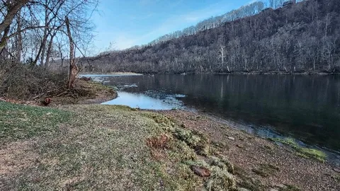 White River Resort unit 1 — image 2 of 12