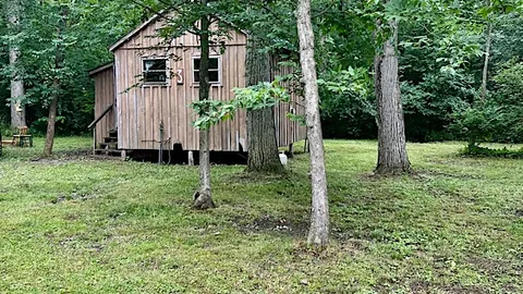Rustic Cabin — image 1 of 5