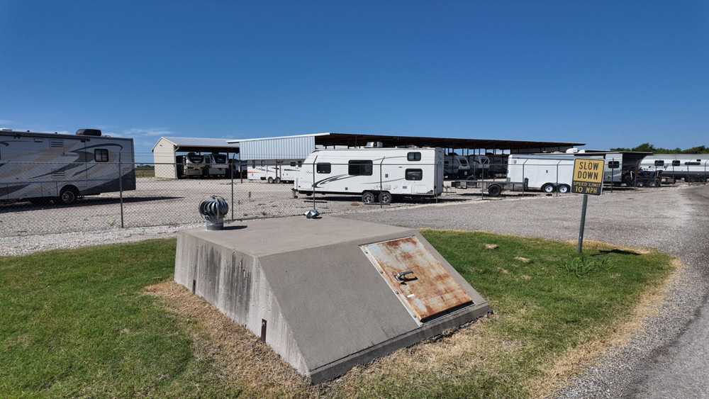 Mustang RV Park - Pilot Point, TX - Photo 2