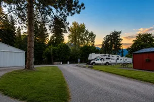 Cabinet Mountain RV Park – photo 5