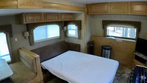 4 Person Rental Trailer — image 10 of 10