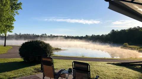 Premium Lakeside — image 2 of 3