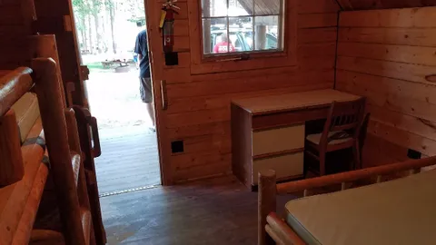 Rustic Cabin - Sleeps 4 — image 5 of 5