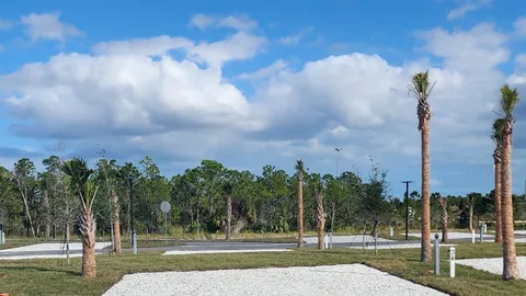 Back-In Close to Clubhouse — image 2 of 14