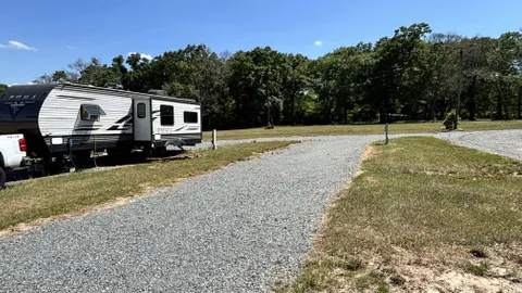 30/50 Amp 75' Pull-Thru RV Site — image 1 of 1