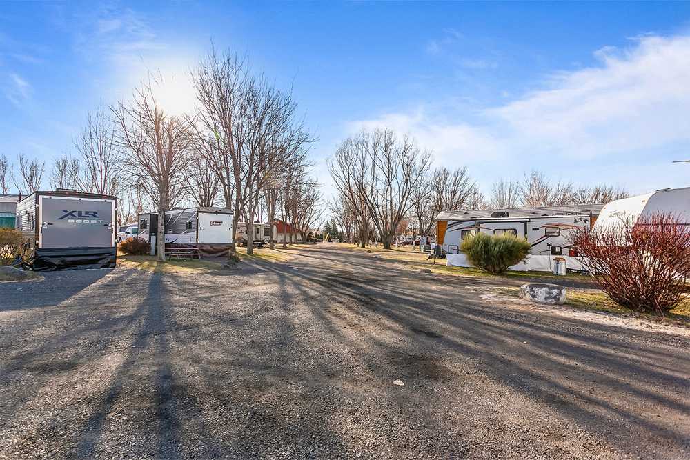 Hagerman RV Village - Photo 3