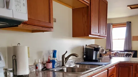 Bear Lodge — image 2 of 4