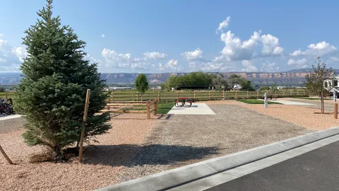Premier Open-View + Dog-Run, Back-In RV Site — image 1 of 1