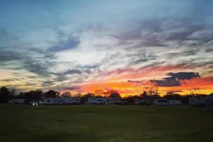 Round Top-Carmine RV Park – photo 3