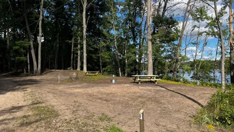 Rustic Lakeview  RV/Tent Sites — image 1 of 9