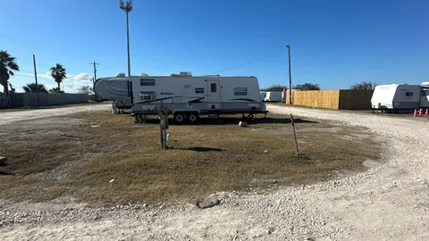 Standard Waterfront Back In 20/30/50-Amp RV Sites — image 2 of 10