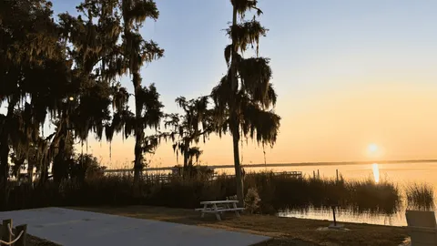 Ultra-Deluxe Sunrise Site — image 1 of 5