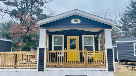Chippy's Bungalow — image 1 of 5