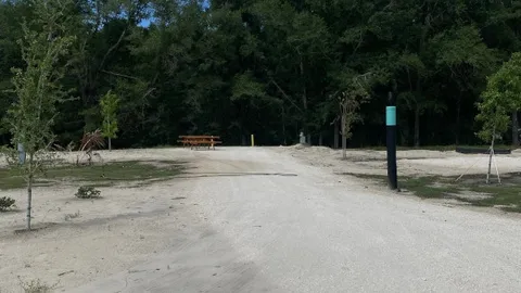 30/50 XL Full Hookup Back-In RV Site KW — image 2 of 3