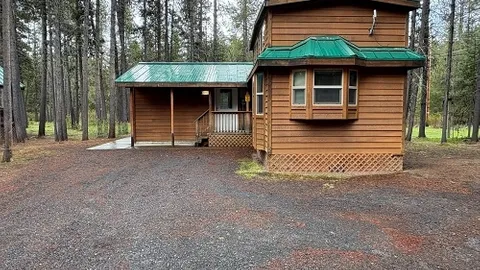 Chalet/Cabin 511 Bigfoot Lookout — image 1 of 5