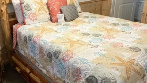 #6 Deluxe Themed Beach Cabin — image 1 of 3