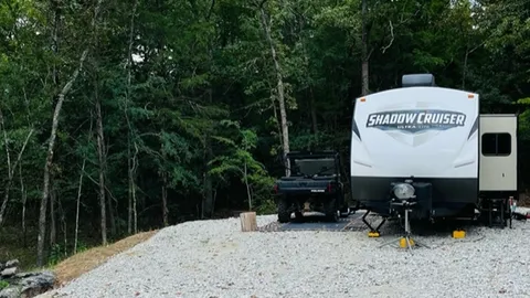 30/50 Amp Back-In FHU RV Sites — image 2 of 9