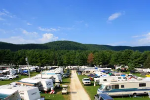 Lone Oak Campsites – photo 3