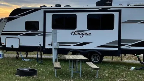 RV Rental 2 — image 1 of 5