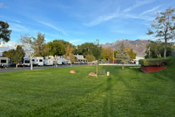 Mountain Shadows RV Park – photo 1