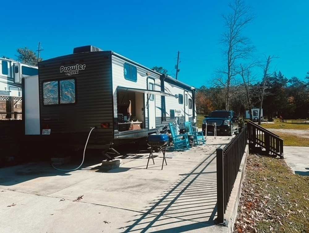 Rio RV Park - Photo 3