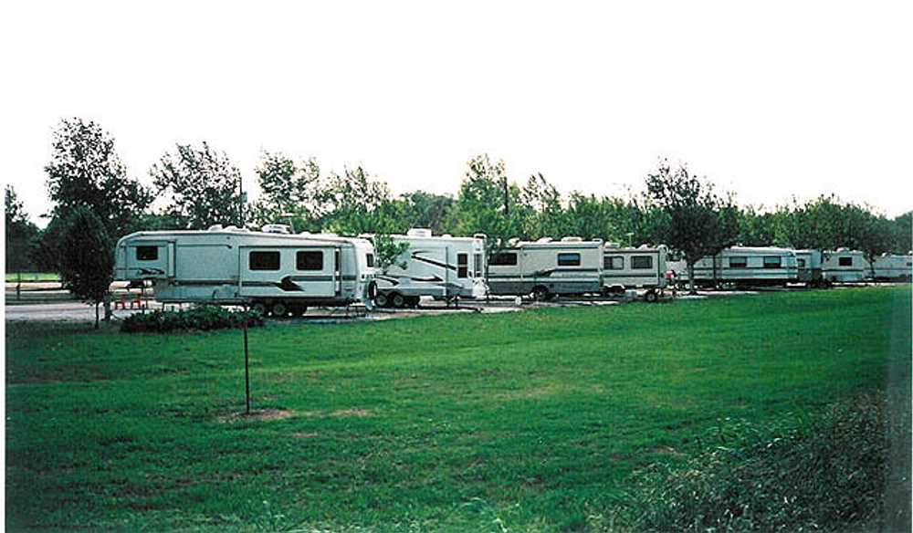 Patriot RV Park - Waco - Photo 4