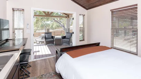 Chalet — image 10 of 10