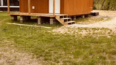 Large Cabin — image 2 of 2