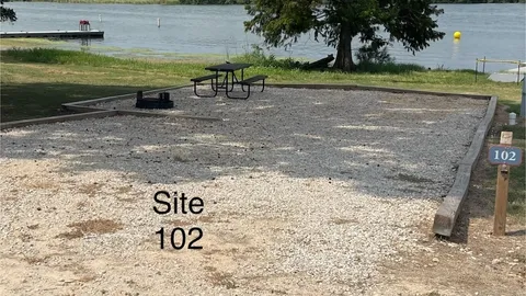 Waterfront Full Hookup RV Site — image 2 of 3