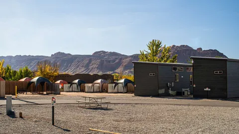 Premium Wide Full Hookup Pull Through RV Site (40') — image 2 of 2