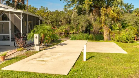 Waterfront Full Hookup RV Site — image 1 of 1