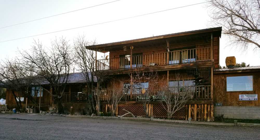 Stone House Lodge, Los Ojos, New Mexico - Photo 4