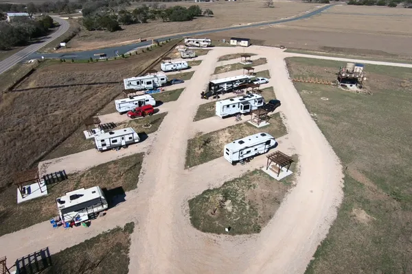 Limestone Charm RV Park – photo 1
