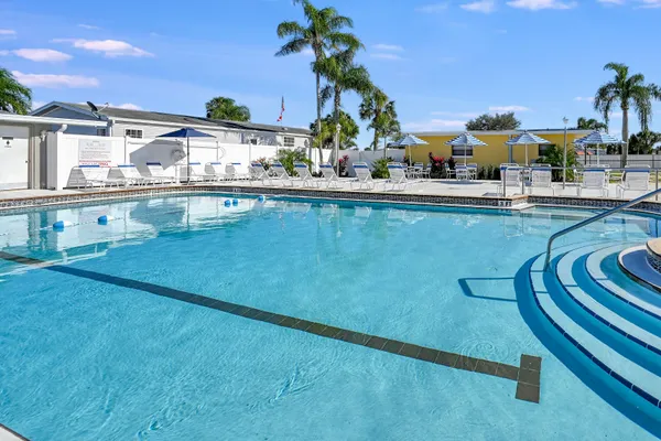 Sunny Pines RV & Mobile Home Park (Age Restricted 55+) – photo 1