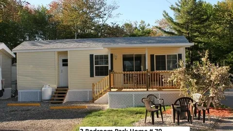 2 Bedroom Park Home — image 1 of 17