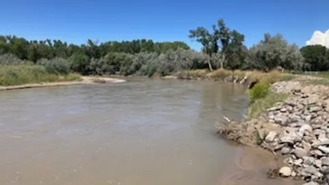 Premium Riverside Full Electric RV Site — image 2 of 5