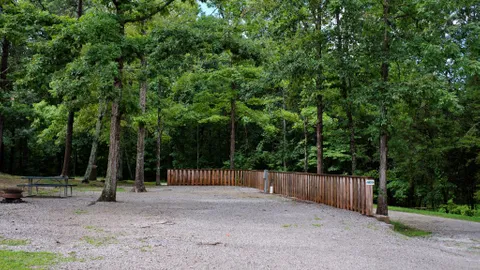 Oak Loop RV Site — image 2 of 3