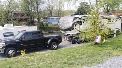 30/50 Amp Riverside Signature RV Site — image 4 of 4