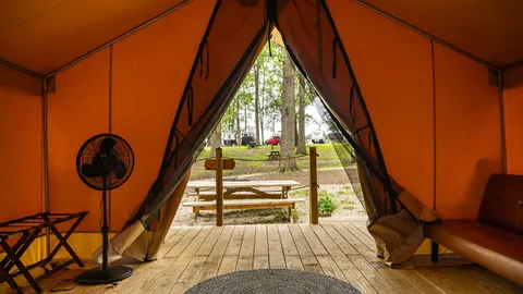 Glamping Tent — image 2 of 4